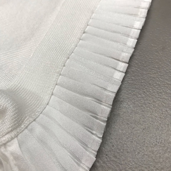 Karl Lagerfeld Top Beaded Neckline Ruffle Sleeve - Picture 3 of 9